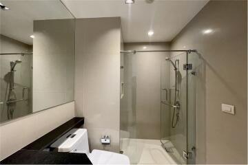 3 bedrooms for rent at BTS Ploenchit