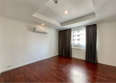 3+1 bedrooms apartment for rent in Asoke area