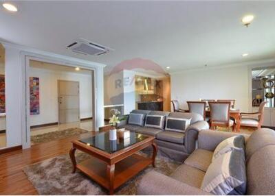 Luxurious Sukhumvit Condo: 3 Beds, 3 Baths