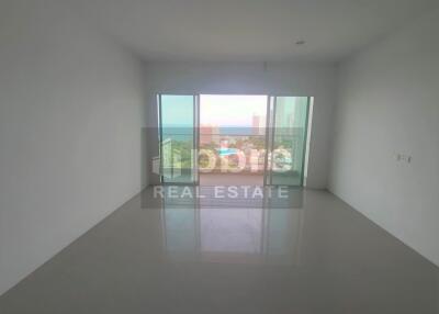 AD Hyatt Condominium for Sale in Wongamat