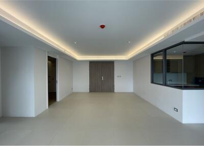 Brandnew Luxury Condo 3 bedrooms for sale