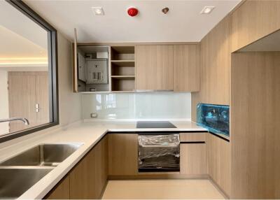 Brandnew Luxury Condo 3 bedrooms for sale