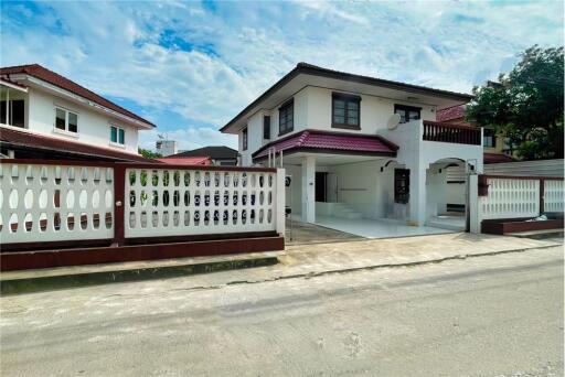 Single house Ramintra 34 Road BTS Pink Line