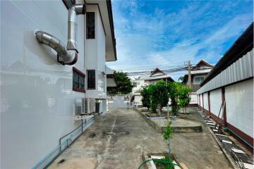 Single house Ramintra 34 Road BTS Pink Line