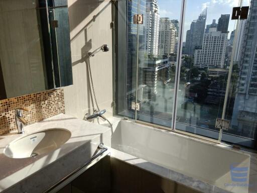 [Property ID: 100-113-25387] 2 Bedrooms 2 Bathrooms Size 76Sqm At Circle Living Prototype for Rent 40000 THB