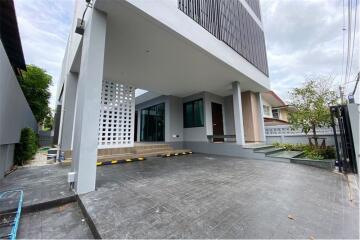 For Rent Brand New Single house 3beds with pool in Sukhumvit 71 cloes to St.Andrew International School - 920071001-11571