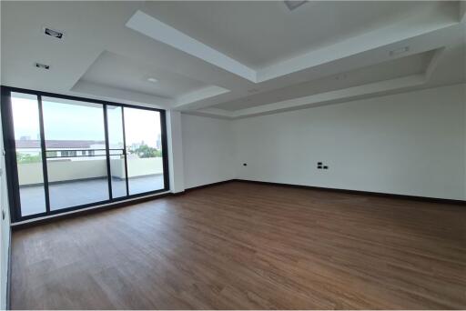 For Rent Brand New Single house 3beds+4 Study room in Sukhumvit 71 - 920071001-11572
