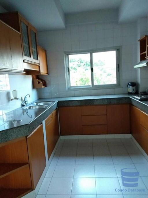 [Property ID: 100-113-25306] 3 Bedrooms 2 Bathrooms Size 165Sqm At Sriwattana Apartment for Rent 45000 THB