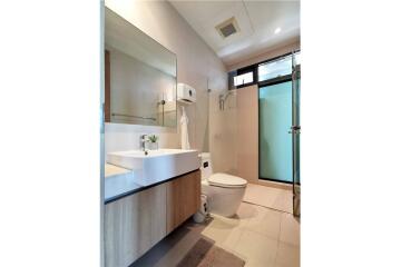 For rent brand new available 4 bed at The Parco Condominium