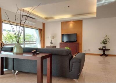 Spacious 3-Bedroom Apartment for Rent in Sathon Soi 1 - Perfect for Families! - 920071001-11557