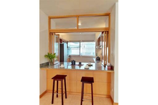 Spacious 3-Bedroom Apartment for Rent in Sathon Soi 1 - Perfect for Families! - 920071001-11557