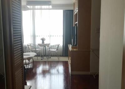[Property ID: 100-113-25129] 1 Bathrooms Size 42Sqm At President Place for Rent and Sale