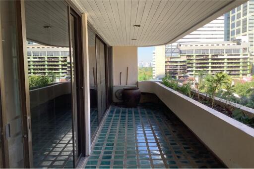 3 bed 3 baht 257 Sqm Fairview Tower Condominium Sukhumvit 18 for sale