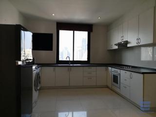 [Property ID: 100-113-24968] 3 Bedrooms 2 Bathrooms Size 135Sqm At Lake Green for Rent 65000 THB