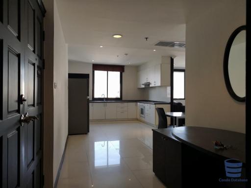 [Property ID: 100-113-24968] 3 Bedrooms 2 Bathrooms Size 135Sqm At Lake Green for Rent 65000 THB