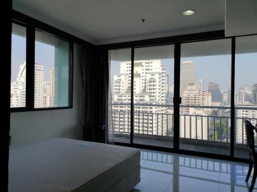 [Property ID: 100-113-24968] 3 Bedrooms 2 Bathrooms Size 135Sqm At Lake Green for Rent 65000 THB