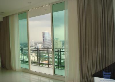 [Property ID: 100-113-24859] 2 Bedrooms 2 Bathrooms Size 112Sqm At Royce Private Residences for Sale 24640000 THB