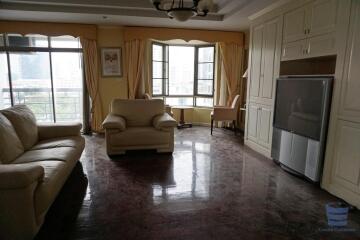 [Property ID: 100-113-24858] 3 Bedrooms 3 Bathrooms Size 190Sqm At Royal Castle for Sale 15500000 THB