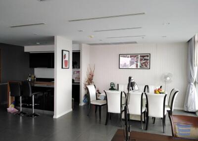 [Property ID: 100-113-26360] 2 Bedrooms 3 Bathrooms Size 153Sqm At The River for Sale 43300000 THB