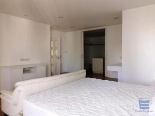 [Property ID: 100-113-25252] 3 Bedrooms 3 Bathrooms Size 200Sqm At Fifty Fifth Tower for Rent 80000 THB