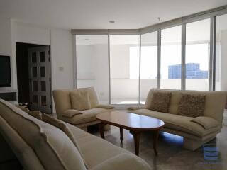 [Property ID: 100-113-25252] 3 Bedrooms 3 Bathrooms Size 200Sqm At Fifty Fifth Tower for Rent 80000 THB