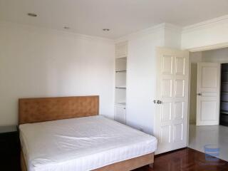 [Property ID: 100-113-25251] 3 Bedrooms 3 Bathrooms Size 210Sqm At Fifty Fifth Tower for Rent 65000 THB