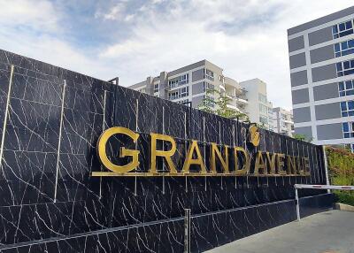 Condo at Grand Avenue Pattaya for Sale