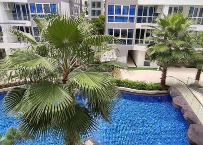 Condo at Grand Avenue Pattaya for Sale