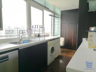 [Property ID: 100-113-25298] 3 Bedrooms 4 Bathrooms Size 277Sqm At The Height for Sale 59000000 THB