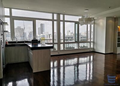 [Property ID: 100-113-25298] 3 Bedrooms 4 Bathrooms Size 277Sqm At The Height for Sale 59000000 THB