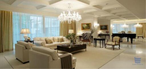 [Property ID: 100-113-24697] 4 Bedrooms 4 Bathrooms Size 356Sqm At Royce Private Residences for Rent 320000 THB