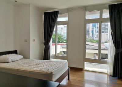 [Property ID: 100-113-24587] 3 Bedrooms 3 Bathrooms Size 132Sqm At Wattana Suite for Sale 12000000 THB
