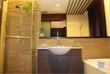 [Property ID: 100-113-24573] 2 Bedrooms 2 Bathrooms Size 105Sqm At Watermark Chaophraya for Rent and Sale