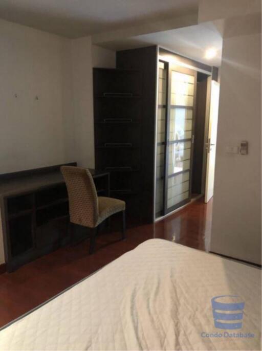 [Property ID: 100-113-24428] 2 Bedrooms 2 Bathrooms Size 100Sqm At Urbana Sukhumvit 15 for Rent 40000 THB