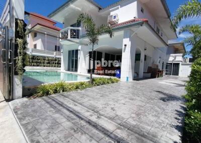 View Point Villa Jomtien for Sale in Pattaya