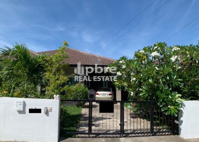 Ban Panalee House for Sale in Huay Yai