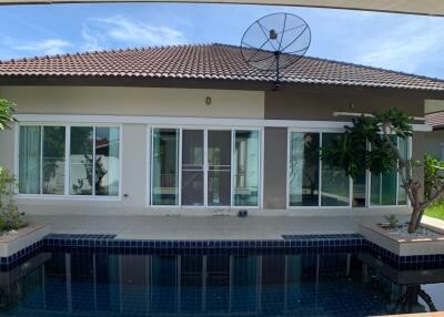Ban Panalee House for Sale in Huay Yai