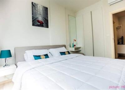 1 Bedroom fully furnished for Sale near Central Floresta