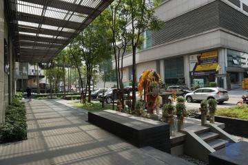 [Property ID: 100-113-23869] 3 Bedrooms 3 Bathrooms Size 160Sqm At The Emporio Place for Rent 110000 THB