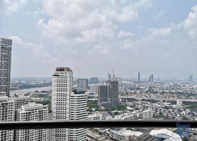 [Property ID: 100-113-26493] 3 Bedrooms 3 Bathrooms Size 300Sqm At Royal River Place for Sale 20000000 THB