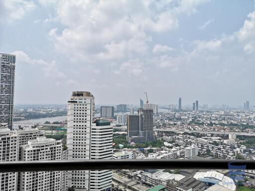 [Property ID: 100-113-26493] 3 Bedrooms 3 Bathrooms Size 300Sqm At Royal River Place for Sale 20000000 THB