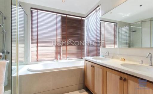 [Property ID: 100-113-23849] 2 Bedrooms 3 Bathrooms Size 105Sqm At The Emporio Place for Rent 68000 THB