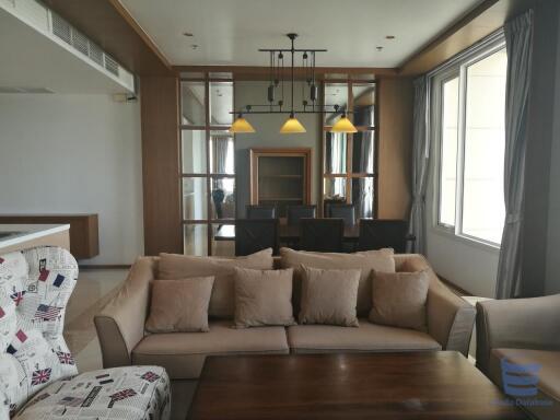 [Property ID: 100-113-23818] 3 Bedrooms 4 Bathrooms Size 164Sqm At The Empire Place for Rent 100000 THB