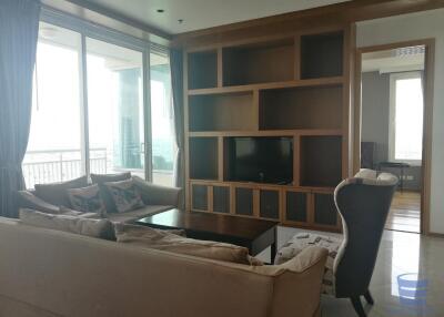 [Property ID: 100-113-23818] 3 Bedrooms 4 Bathrooms Size 164Sqm At The Empire Place for Rent 100000 THB