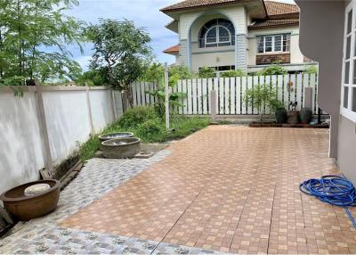 256 Sqm., 4 Beds House listed for ฿ 3,450,000.