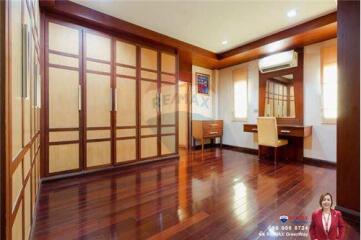 470 Sqm., 5 Beds, 5 Baths House listed for ฿ 23,000,000.