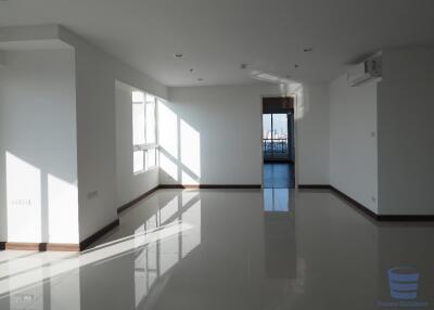[Property ID: 100-113-23508] 2 Bedrooms 2 Bathrooms Size 128Sqm At Supalai Prima Riva for Rent 45000 THB