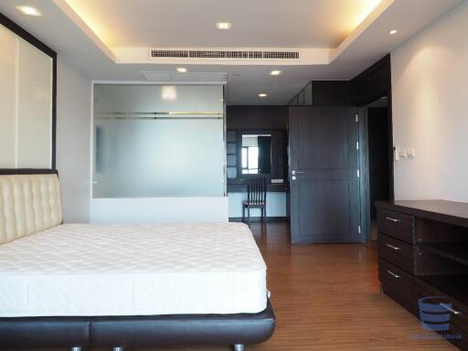 [Property ID: 100-113-23195] 3 Bedrooms 3 Bathrooms Size 200.12Sqm At Sathorn Gardens for Rent 100000 THB