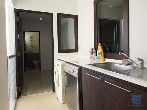 [Property ID: 100-113-23195] 3 Bedrooms 3 Bathrooms Size 200.12Sqm At Sathorn Gardens for Rent 100000 THB