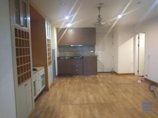 [Property ID: 100-113-23002] 1 Bedrooms 1 Bathrooms Size 64Sqm At Regent Royal Place 1 for Rent 30000 THB